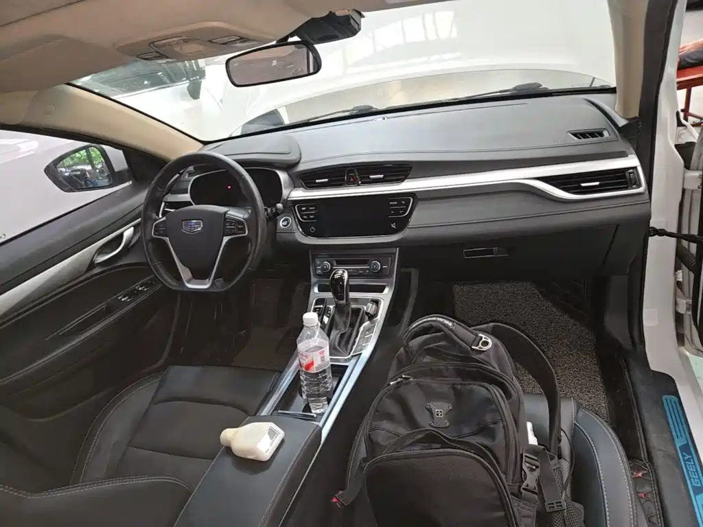 Geely Emgrand — миниатюра 10