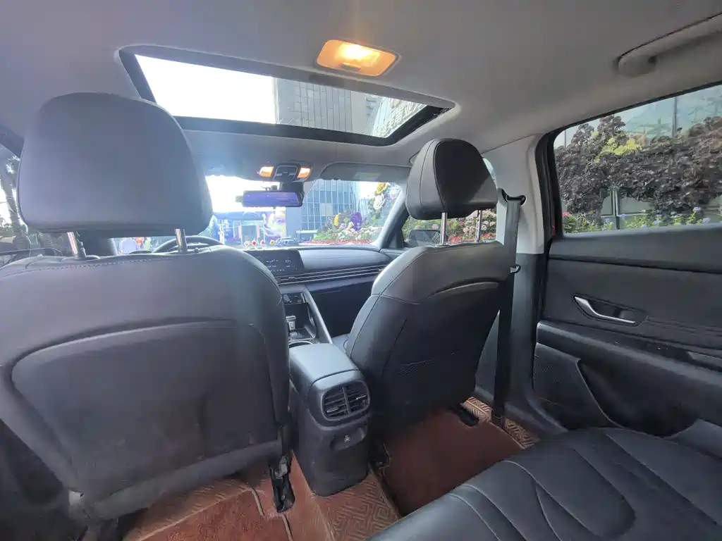 Hyundai Elantra 2022 1.5L CVT GLX Elite