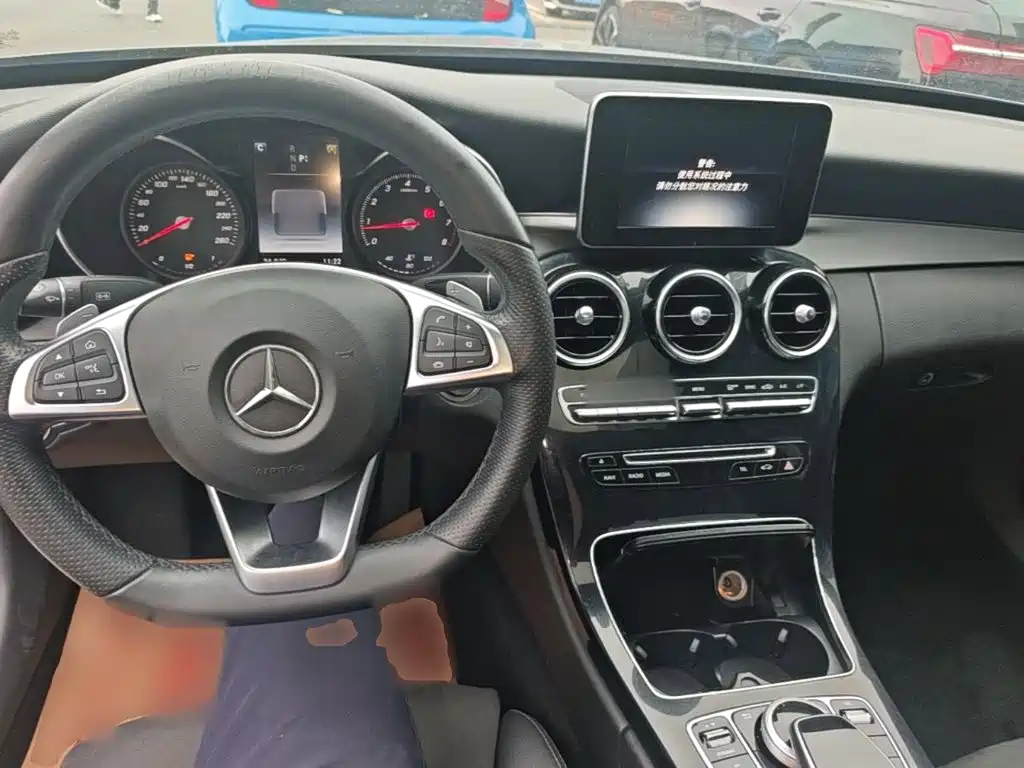 Mercedes-Benz C-Class — миниатюра 10