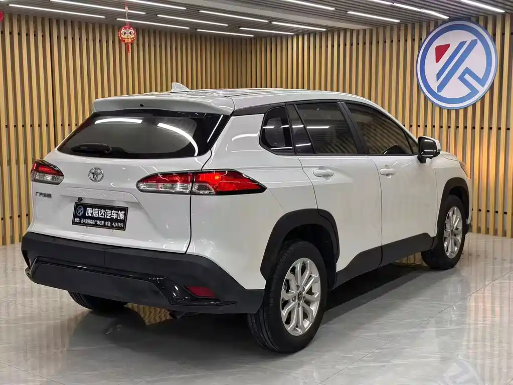 Toyota Frontlander — миниатюра 7