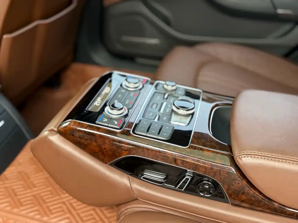 Audi A8 — фотографии объявления, Фото 15