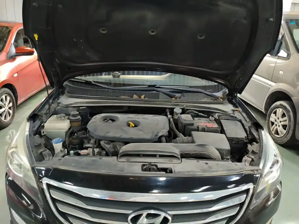 Hyundai Mistra — миниатюра 20
