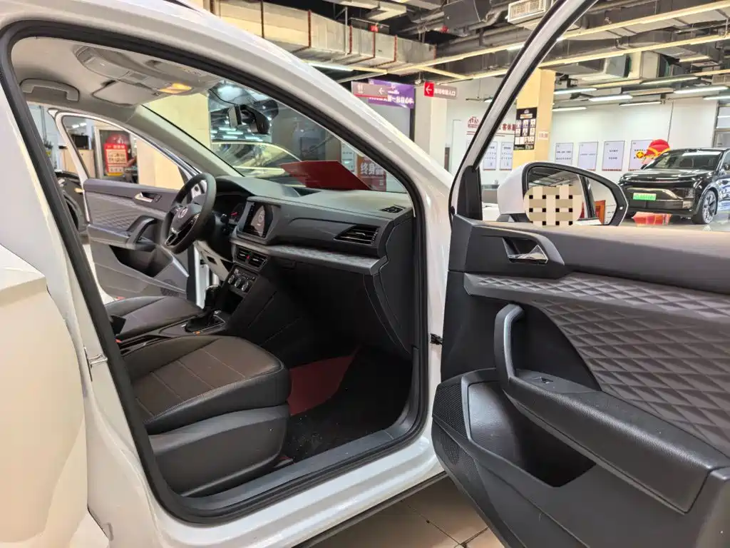 Volkswagen Tharu — миниатюра 9
