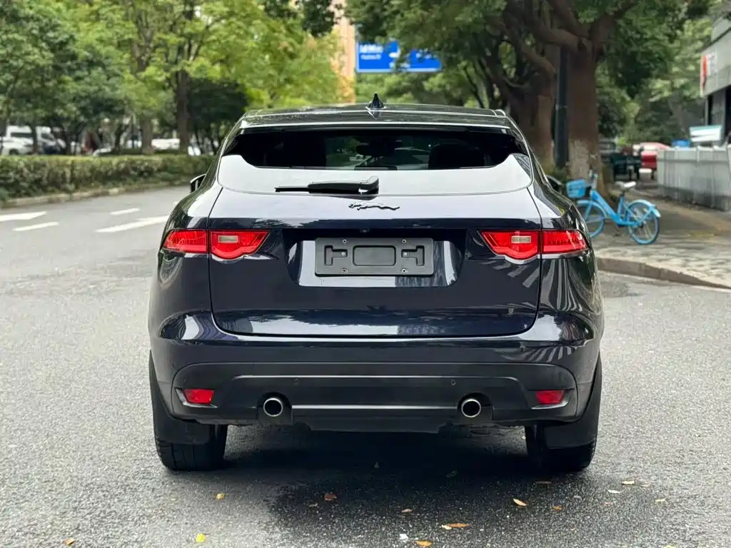 Jaguar F-PACE — миниатюра 7