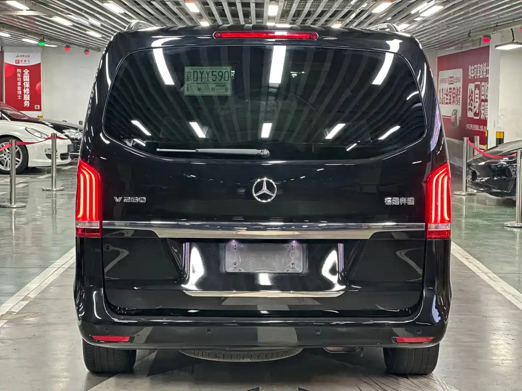 Mercedes-Benz V-Class — миниатюра 5
