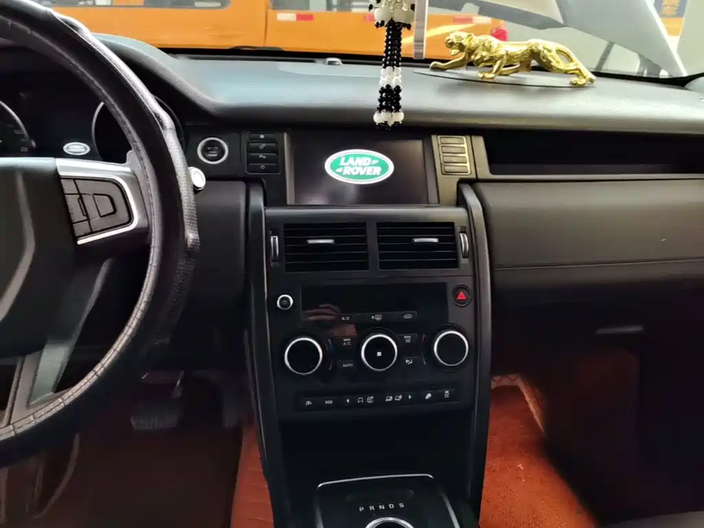 Land Rover Discovery Sport — миниатюра 13