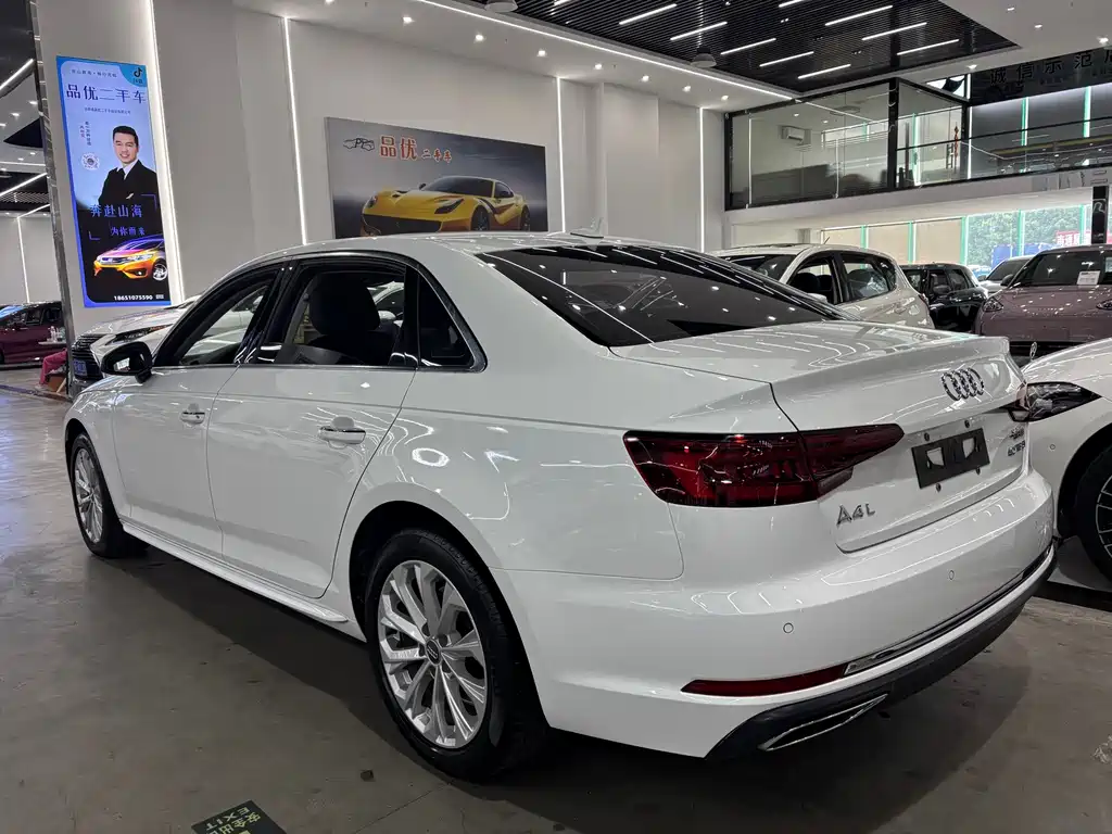 Audi A4L — миниатюра 7