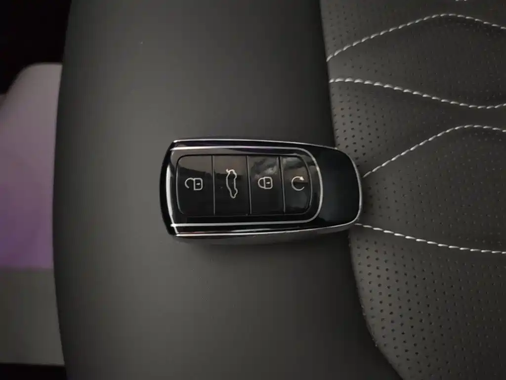 Chery Arrizo 8 — миниатюра 9