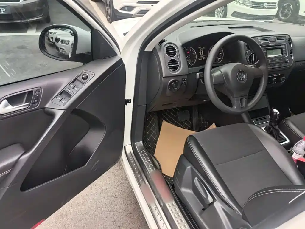 Volkswagen Tiguan — миниатюра 16