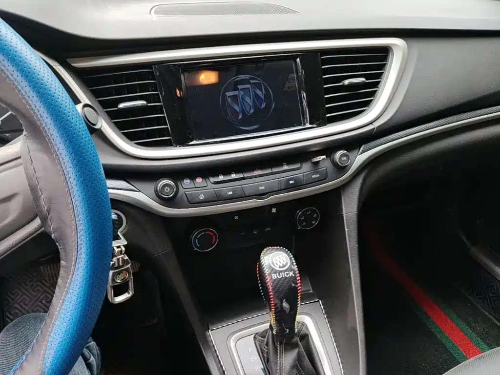 Buick Excelle — миниатюра 13