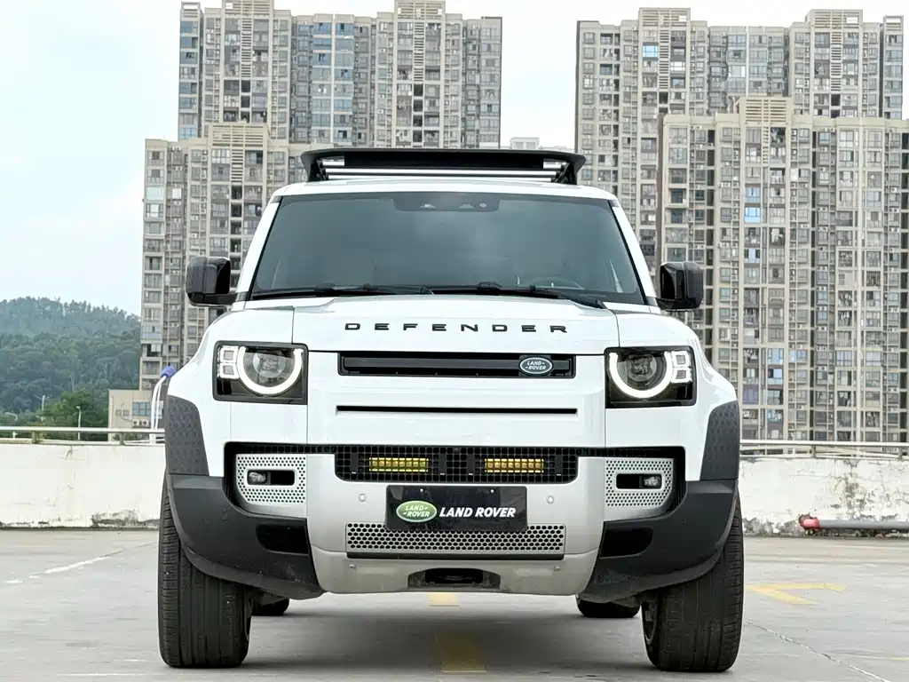 Land Rover Defender — миниатюра 2