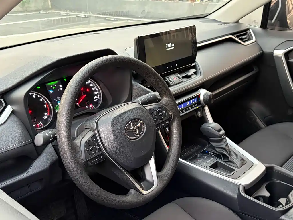 Toyota Wildlander 2024 2.0L CVT Lead