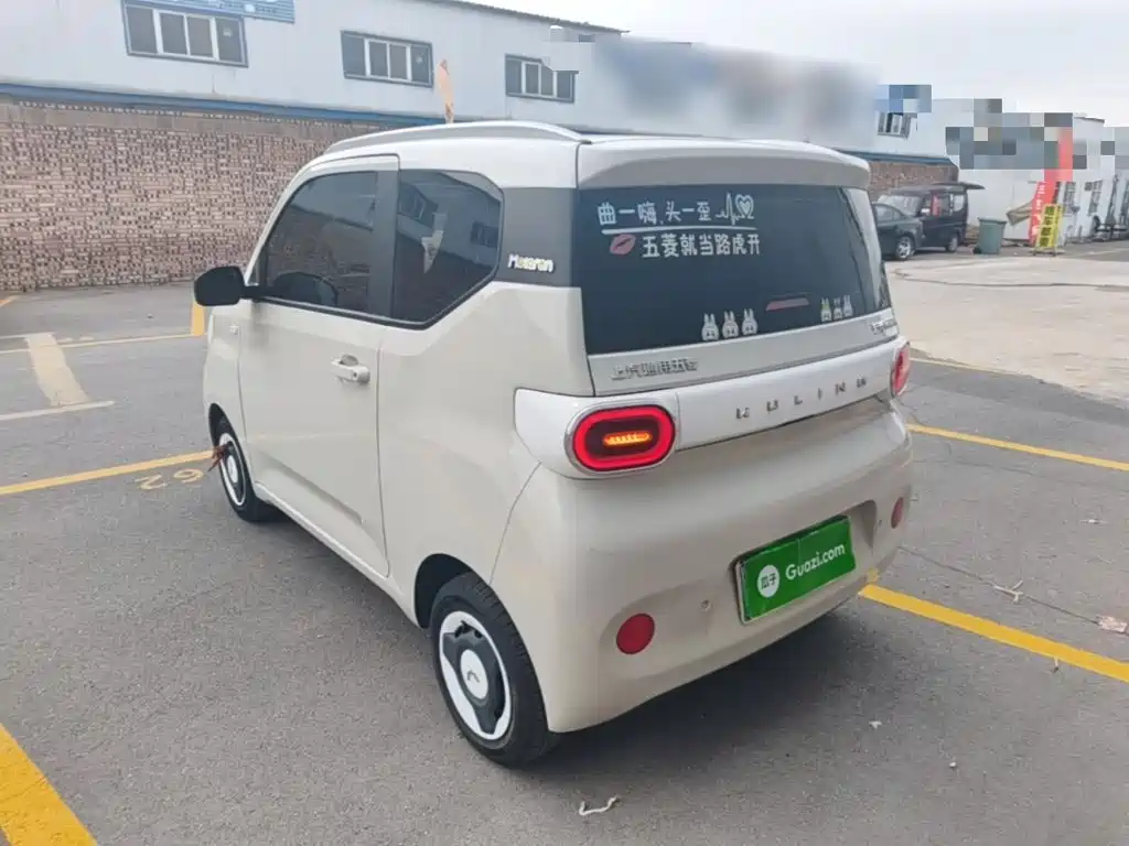 Wuling MINIEV — миниатюра 5