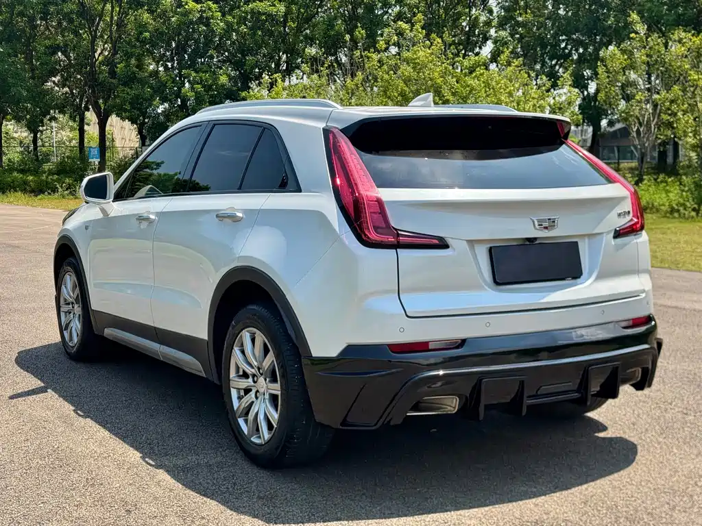 Cadillac XT4 — миниатюра 7