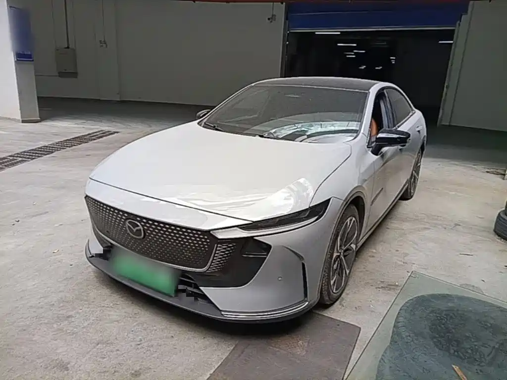 Mazda EZ-6 — миниатюра 2