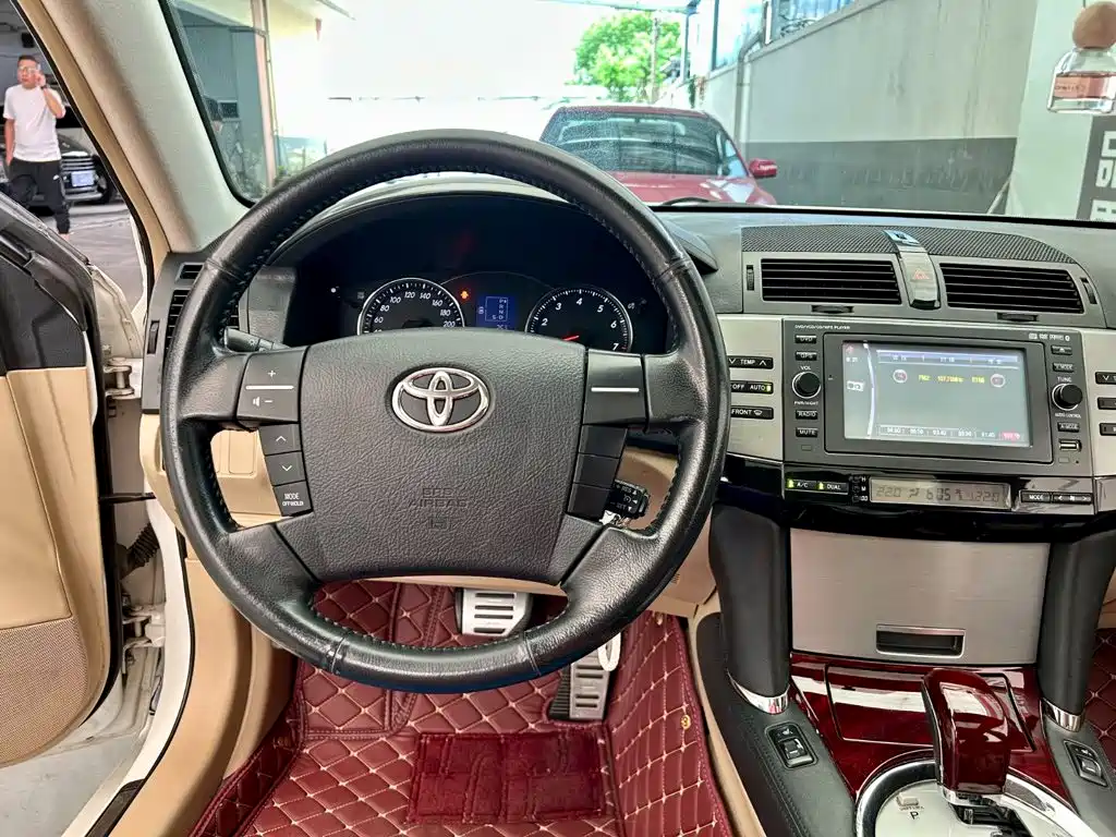 Toyota Reiz — миниатюра 12
