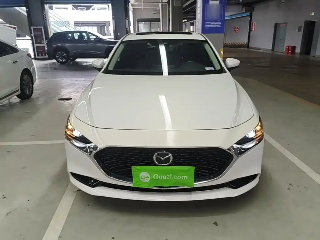 Mazda 3 Axela — миниатюра 3
