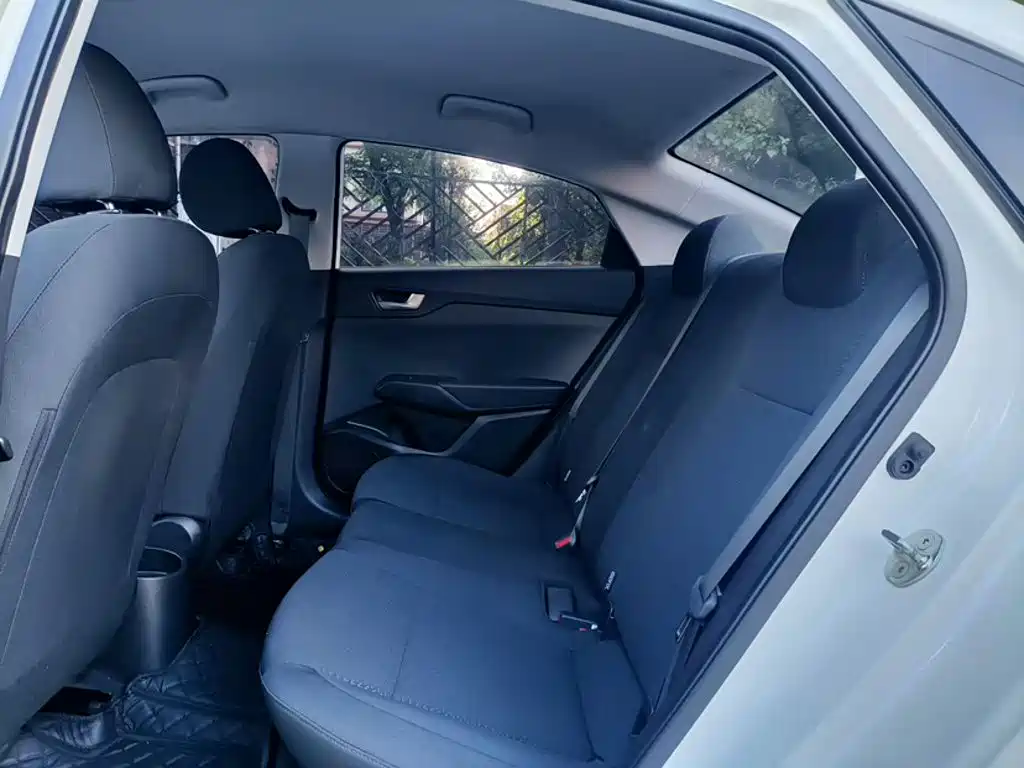 Hyundai Verna — миниатюра 20