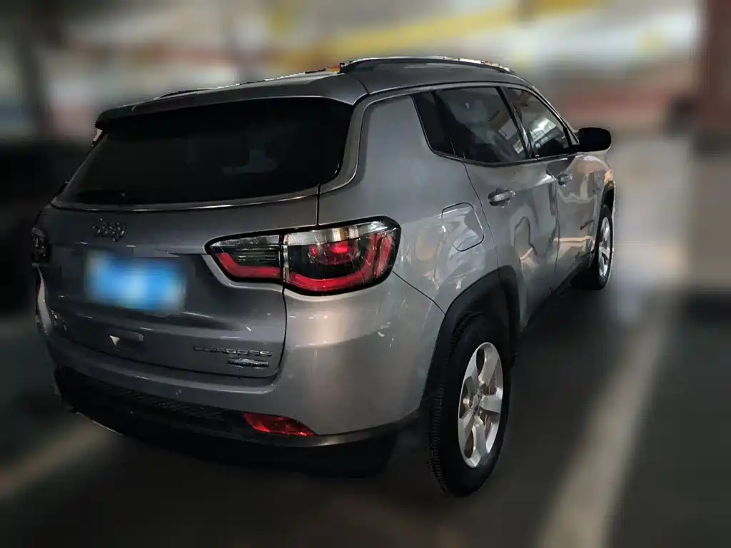 Jeep Compass — миниатюра 4