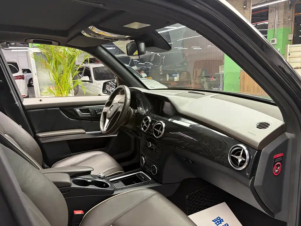 Mercedes-Benz GLK-Class — миниатюра 8
