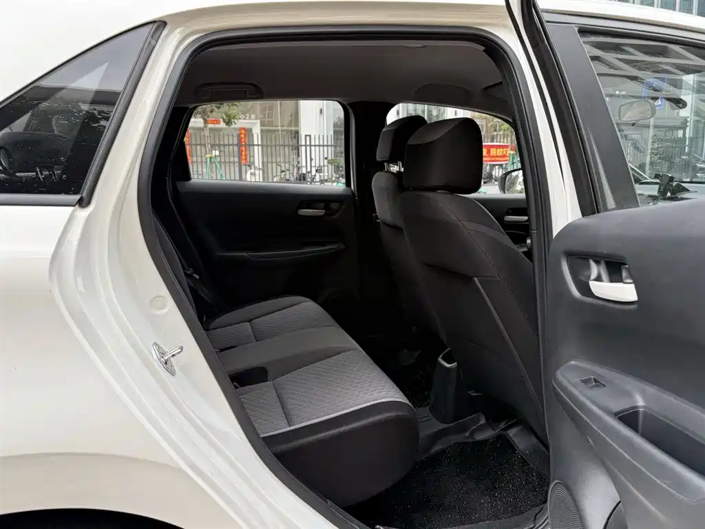 Honda Fit - фото 14