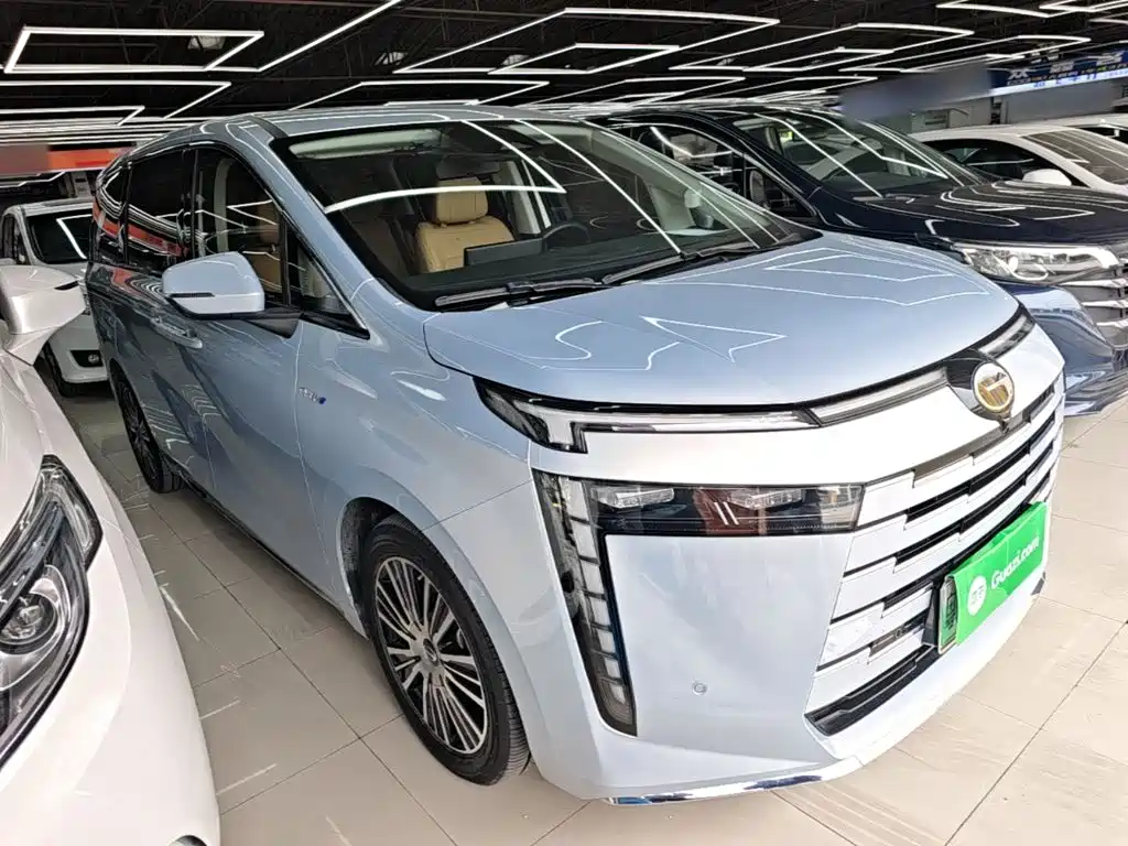 GAC Motor Trumpchi E8 PHEV — миниатюра 4