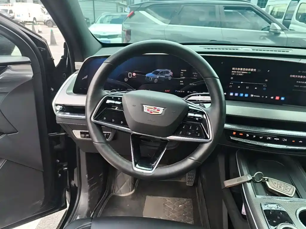 Cadillac XT5 — миниатюра 11