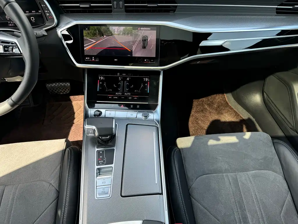 Audi A6L 2024 45 TFSI