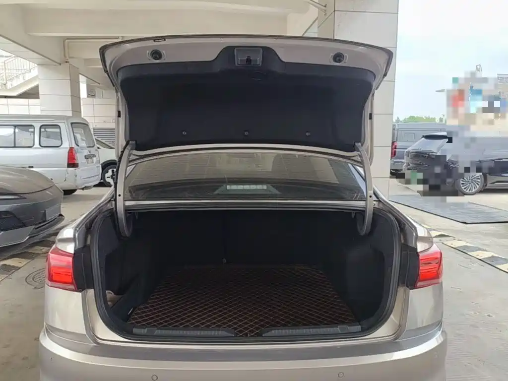 Volkswagen Bora — миниатюра 19