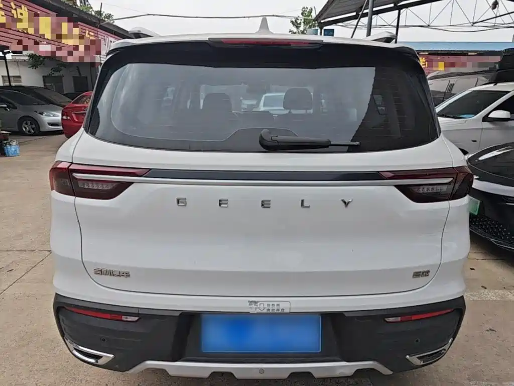 Geely Haoyue 2022 1.8TD AT Luxury 7 мест