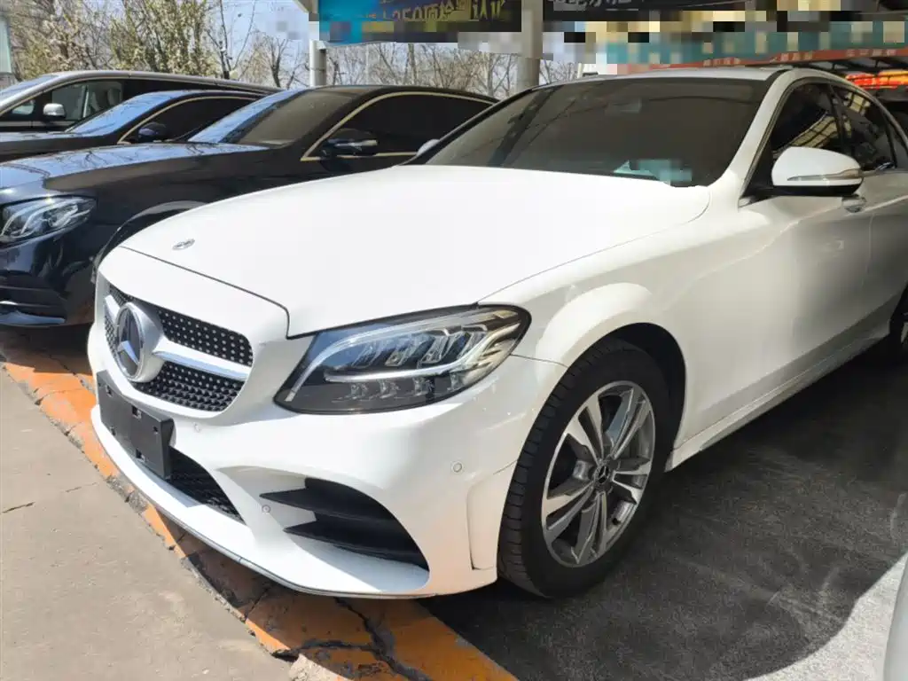 Mercedes-Benz C-Class 2019
