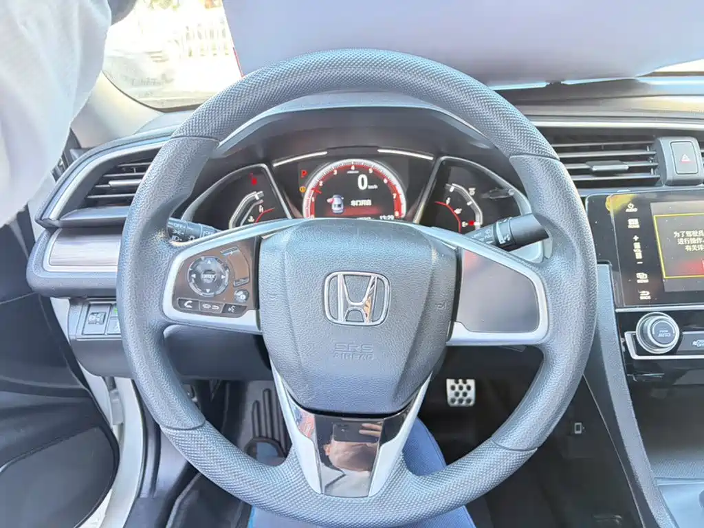 Honda Civic — миниатюра 13