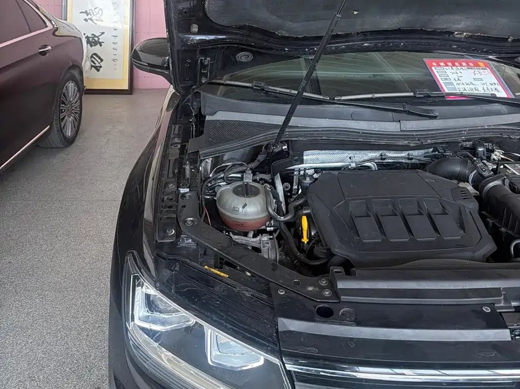 Volkswagen Tiguan L — миниатюра 17