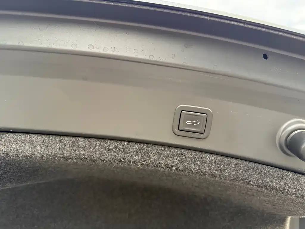 Cadillac CT6 2023 28T