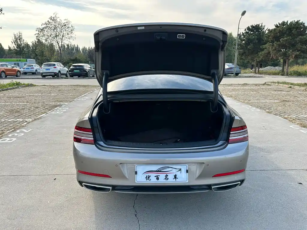Genesis G80 — миниатюра 8