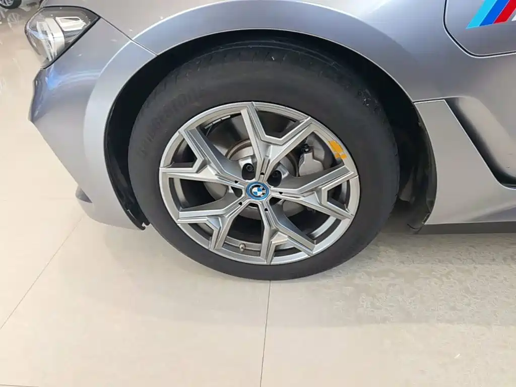 BMW i3 — миниатюра 23
