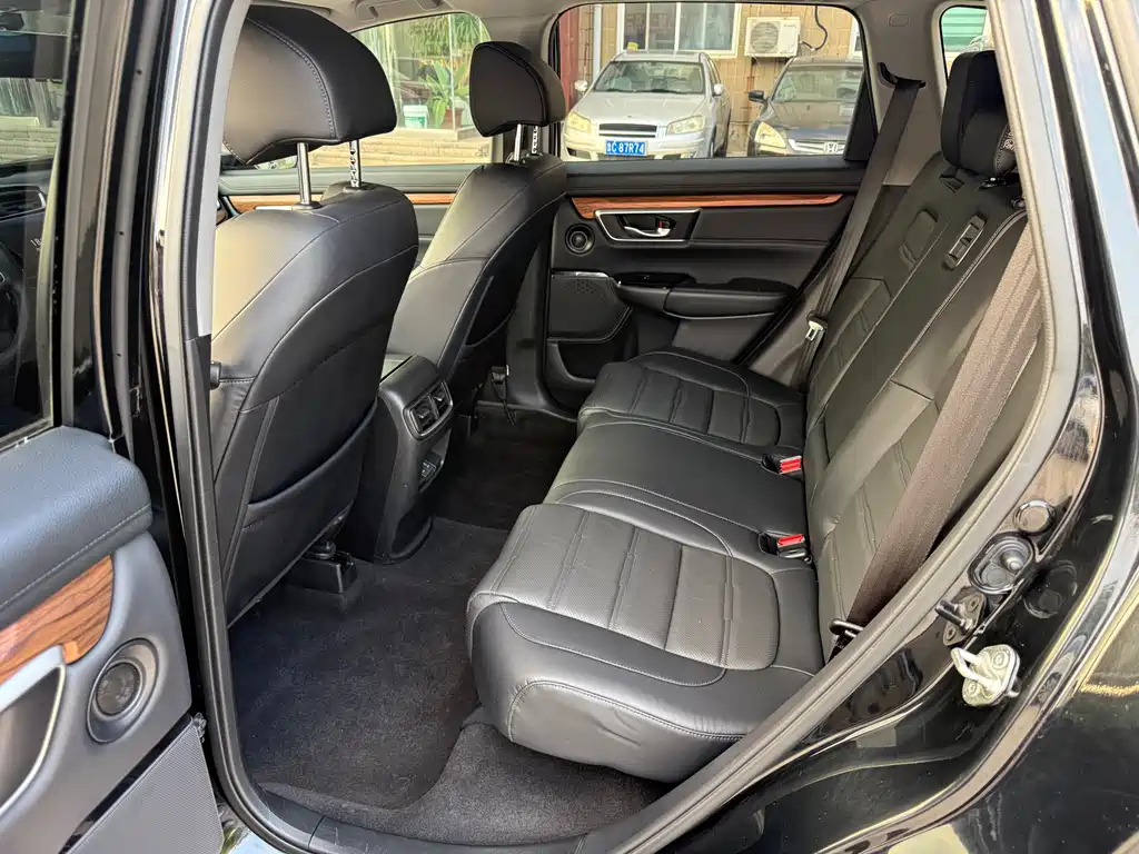 Honda CR-V 2019 240TURBO CVT V