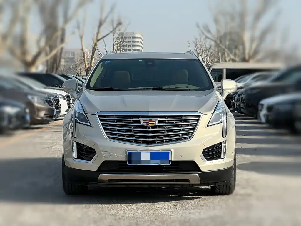 CADILLAC XT5