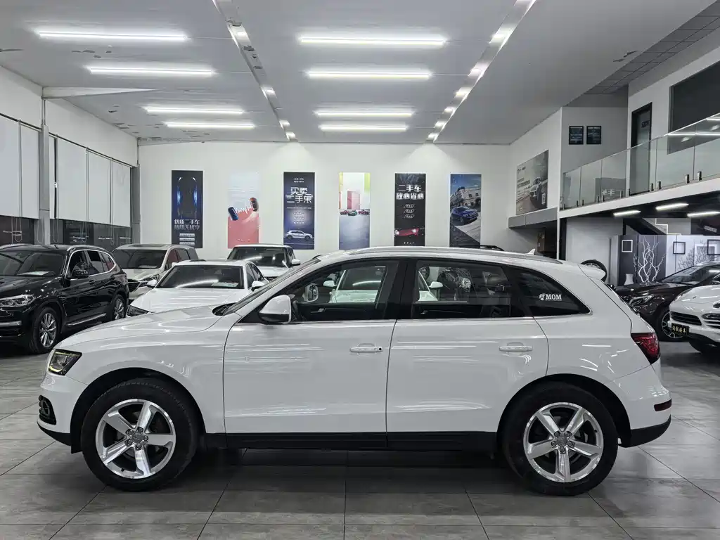 Audi Q5 40 TFSI Comfort Type, фото 4