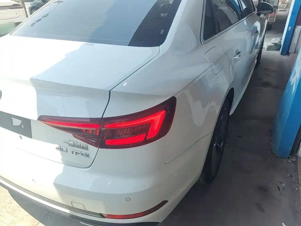 Audi A4L — миниатюра 8