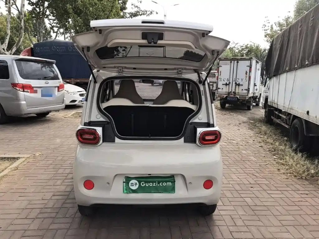 Wuling MINIEV — миниатюра 19
