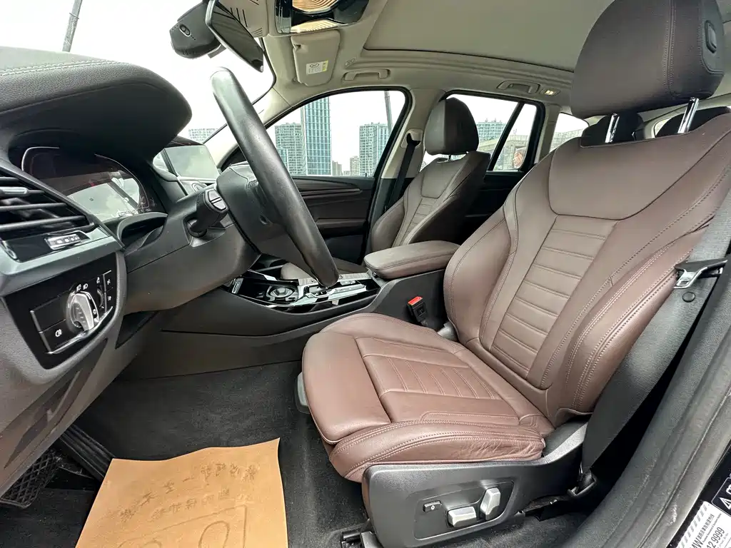 BMW X3 — миниатюра 14