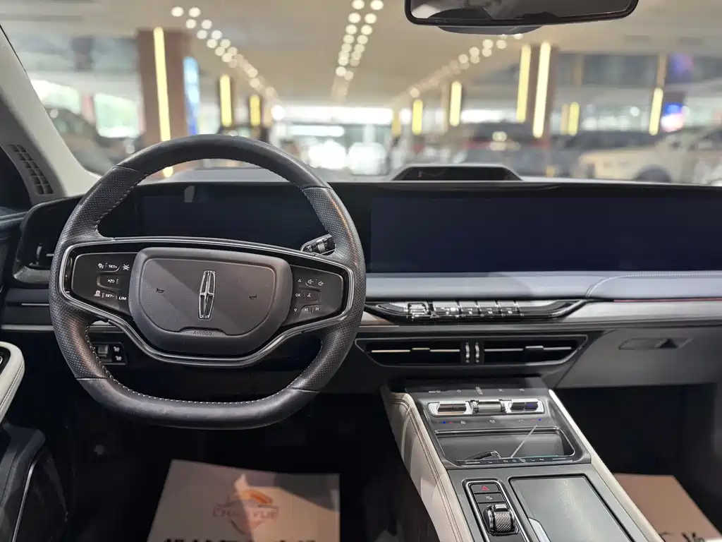 Lincoln Z Facelift i Cool Elegant Edition, фото 10