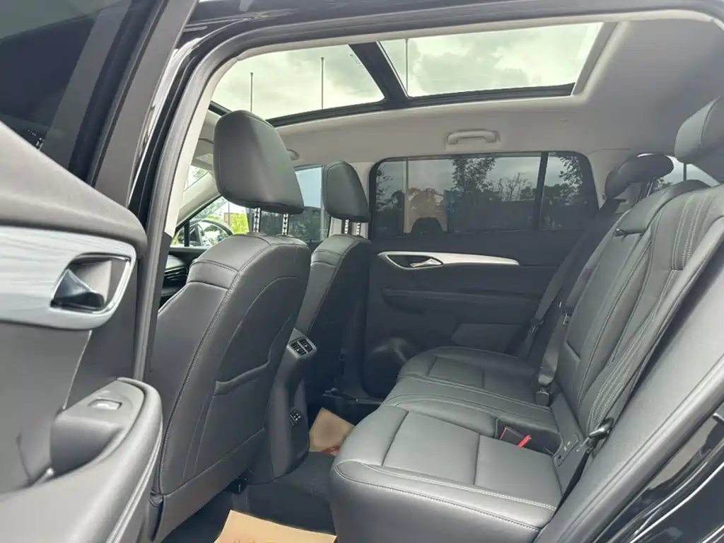 Buick Envision Plus — миниатюра 14