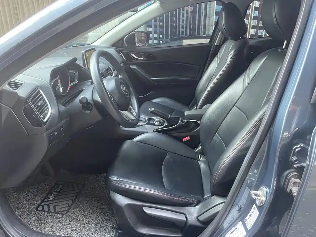 Mazda 3 Axela — миниатюра 4