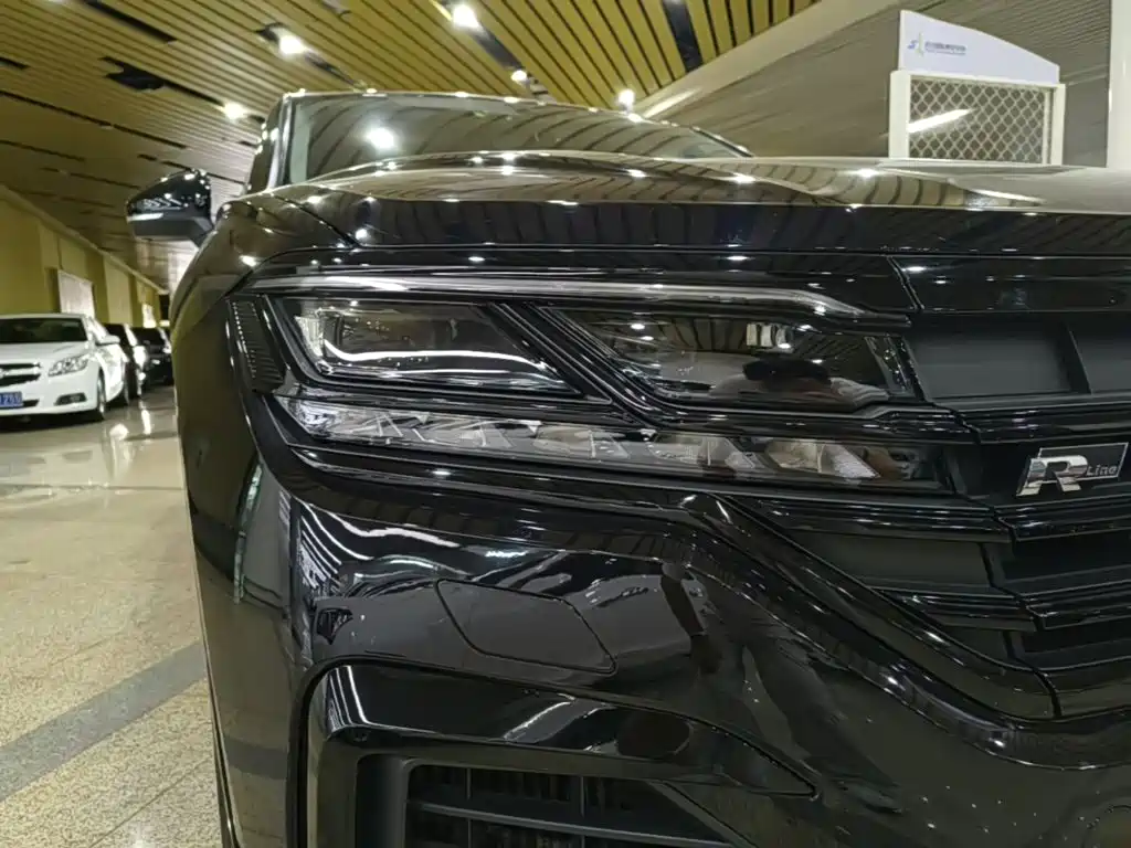Volkswagen Touareg — миниатюра 8