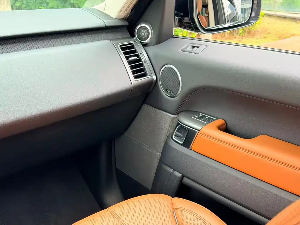 Land Rover Sport — миниатюра 17