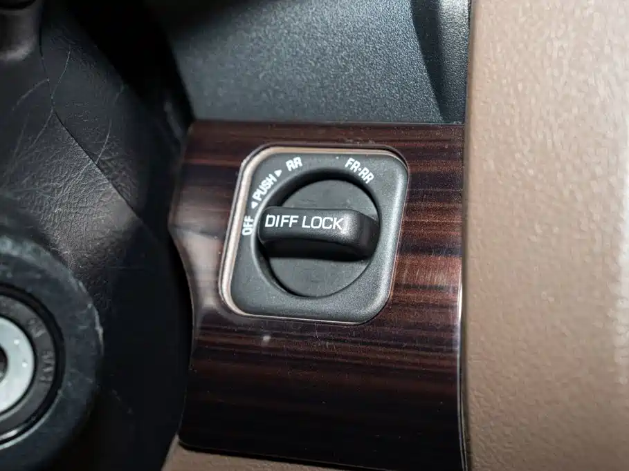 Toyota Land Cruiser — миниатюра 13