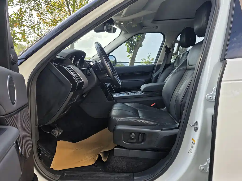 Land Rover Discovery 2019 3.0 SC V6 SE