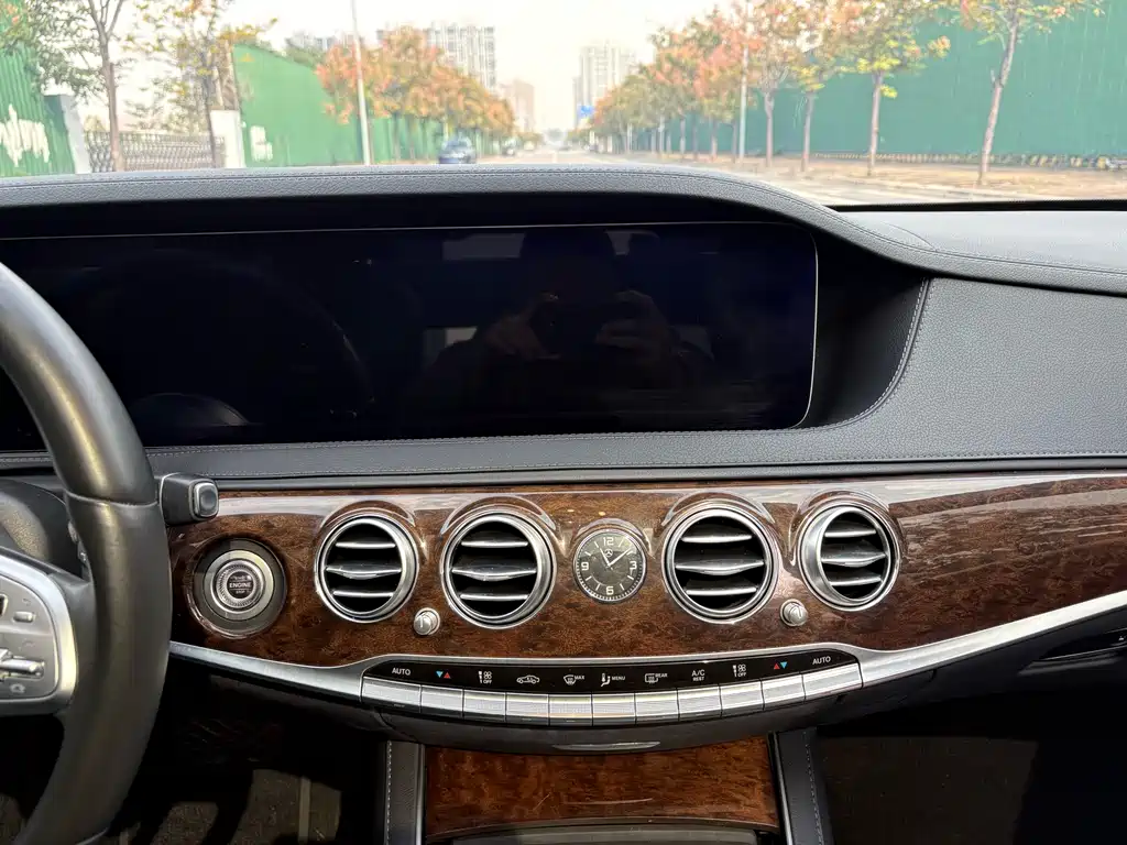 MERCEDES-BENZ S CLASS